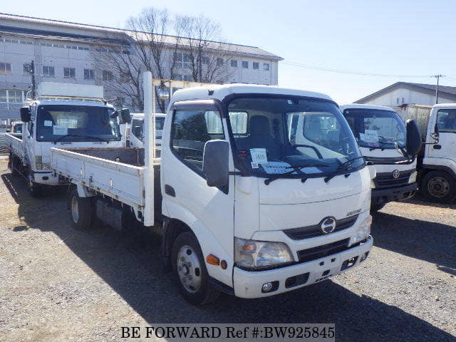 2014 HINO DUTRO image 7