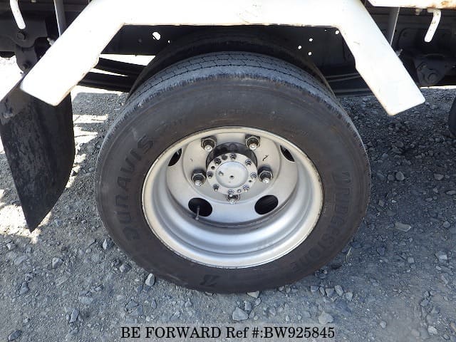 2014 HINO DUTRO image 11