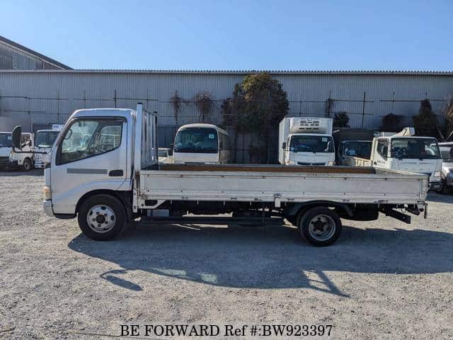 2007 HINO DUTRO image 2