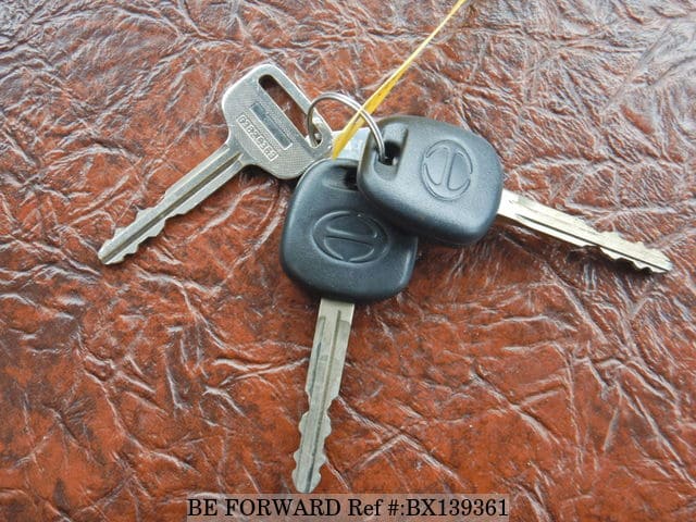 2017 HINO DUTRO image 30