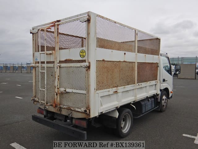 2017 HINO DUTRO image 5