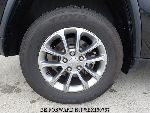 2016 JEEP GRAND CHEROKEE LAREDO image 11