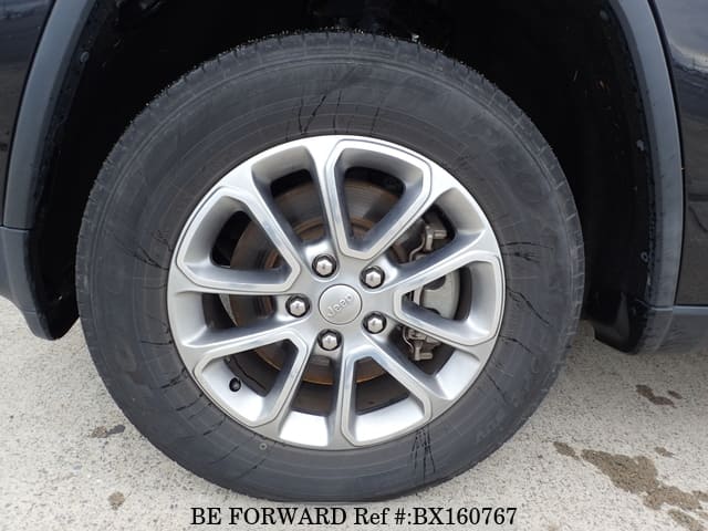 2016 JEEP GRAND CHEROKEE LAREDO image 9