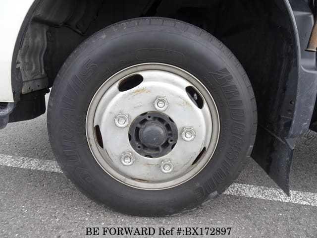 2013 HINO DUTRO image 9