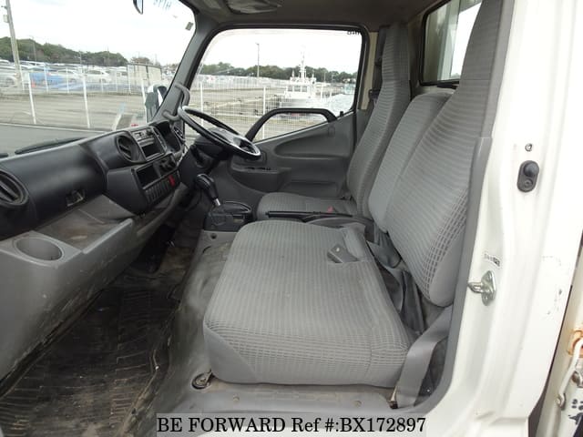 2013 HINO DUTRO image 18