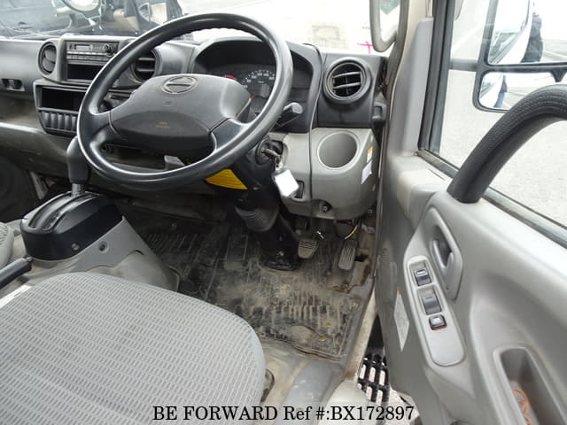 2013 HINO DUTRO image 24