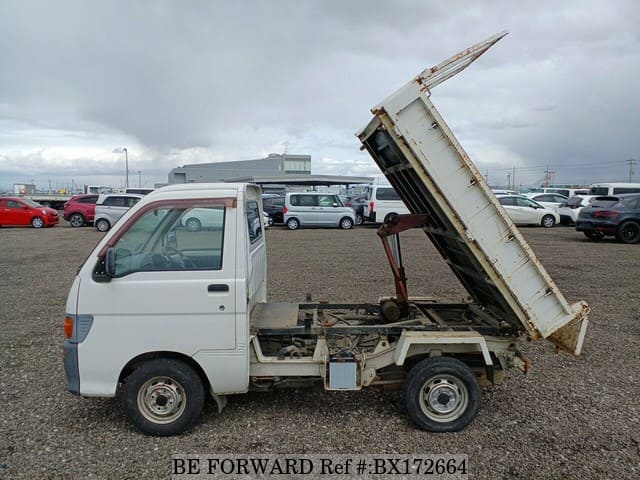 1997 DAIHATSU HIJET TRUCK image 2