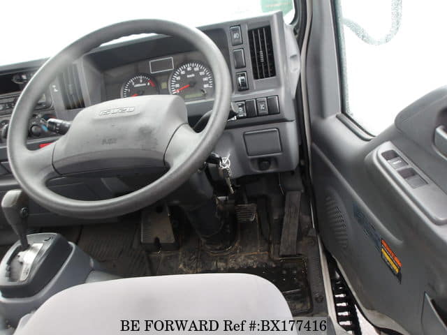 2017 ISUZU ELF TRUCK image 25