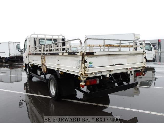 2014 HINO DUTRO image 3