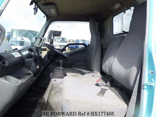 2012 HINO DUTRO image 18