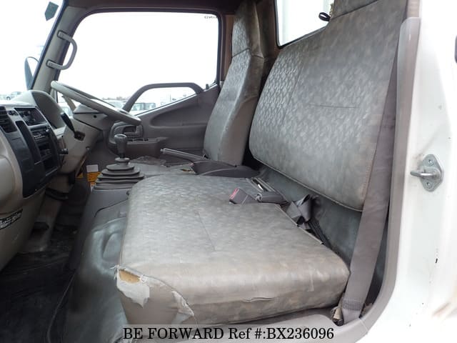 2007 HINO DUTRO image 18