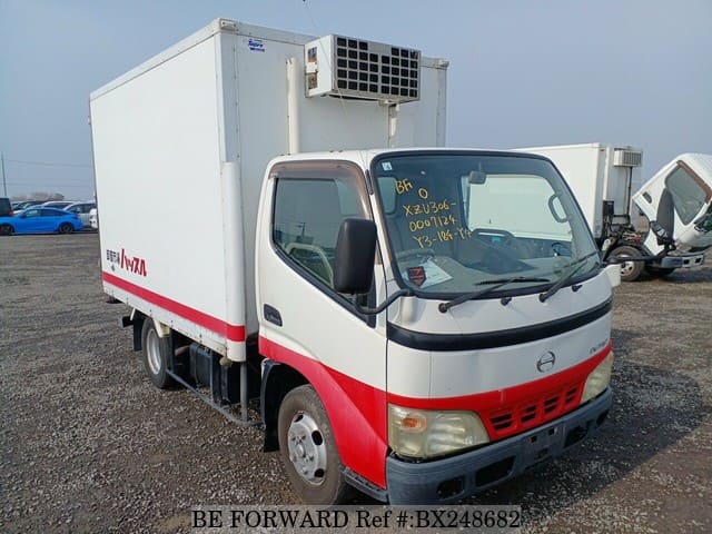 2005 HINO DUTRO image 7