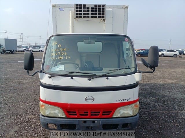 2005 HINO DUTRO image 8