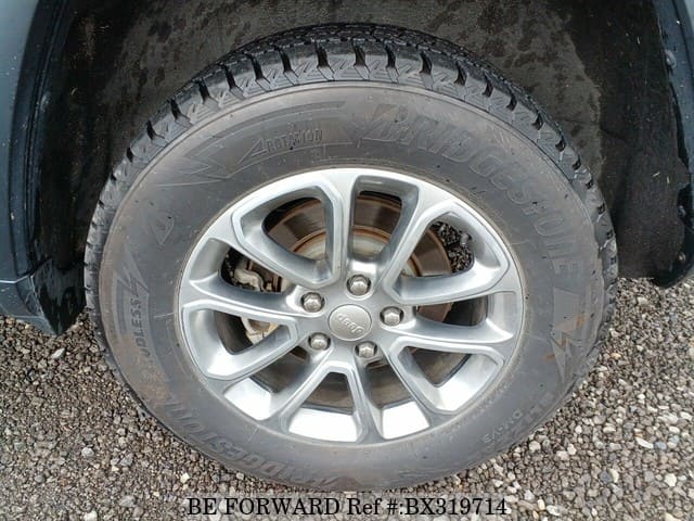 2016 JEEP GRAND CHEROKEE CHROME EDITION image 10