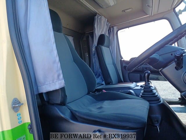 2016 HINO RANGER image 17