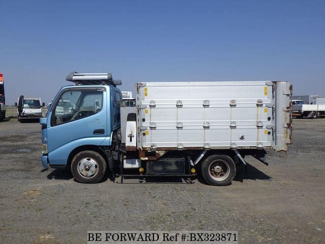 2005 HINO DUTRO image 6