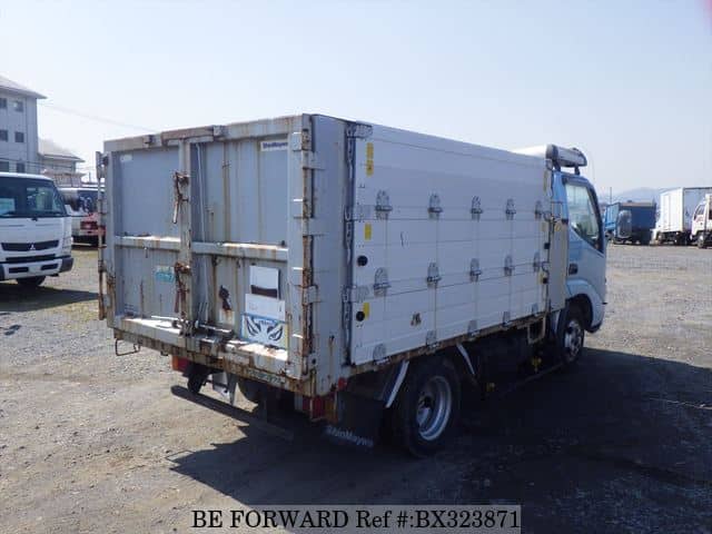 2005 HINO DUTRO image 9