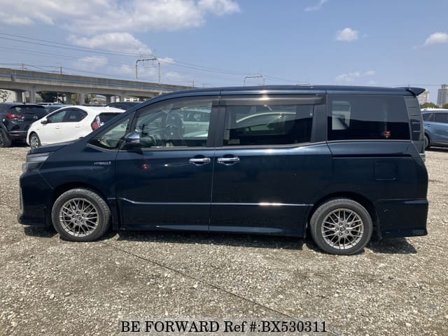 Used 2017 TOYOTA VOXY HYBRID ZS KIRAMEKI 2/DAA-ZWR80W for Sale
