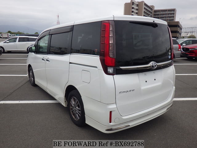 アグレシオ2016年製 Used 2016 TOYOTA ESQUIRE GI BLACK TAILORED/DBA-ZRR80G for