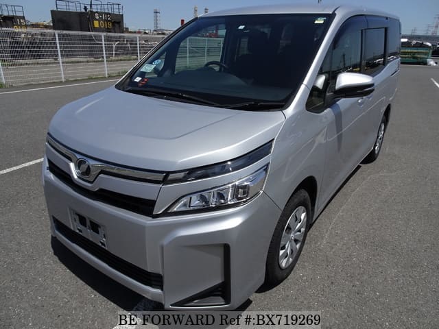 Used 2018 TOYOTA VOXY X/DBA-ZRR85G for Sale BX719269 - BE