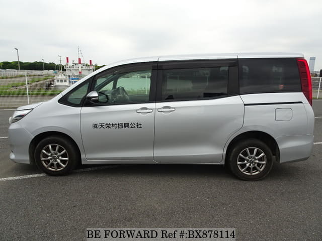 Used 2017 TOYOTA NOAH X V PACKAGE/DBA-ZRR85G for Sale BX878114