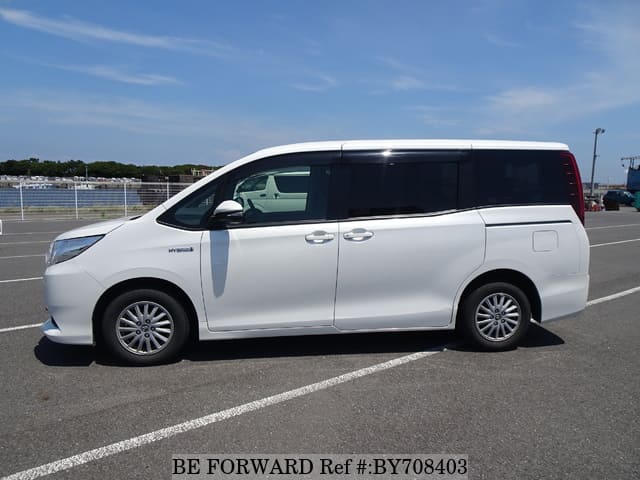 Used 2016 TOYOTA NOAH HYBRID X/DAA-ZWR80G for Sale BY708403 - BE