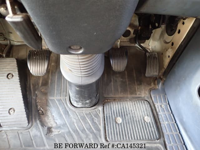 2005 HINO RANGER image 30