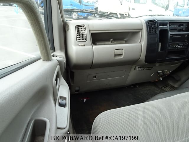 2007 HINO DUTRO image 25