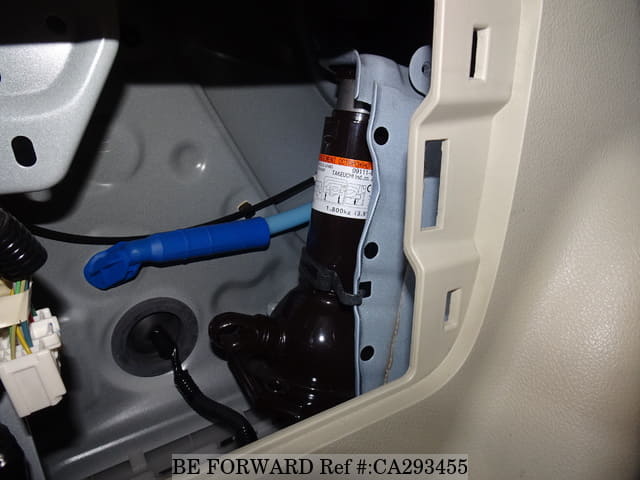 2018 TOYOTA LAND CRUISER PRADO TX L PACKAGE image 30