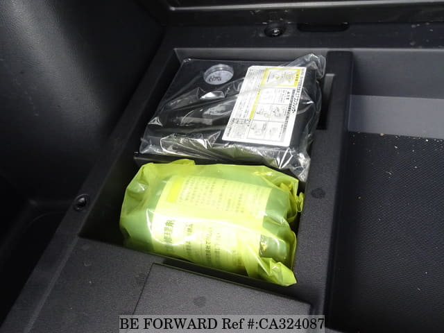 2015 MITSUBISHI Outlander PHEV DLA-GG2W GG2W-0105773