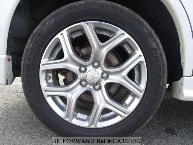 2015 MITSUBISHI Outlander PHEV DLA-GG2W GG2W-0105773