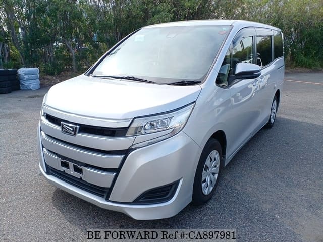 Used 2017 TOYOTA NOAH X/DBA-ZRR80G for Sale CA897981 - BE FORWARD