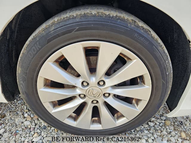 2013 HONDA ACCORD image 12