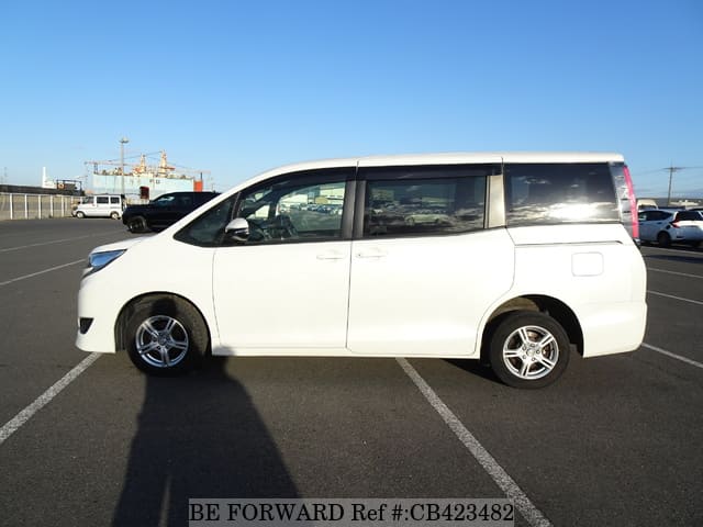 noa様 ノア【特別・限定】X ディライトプラス（トヨタ）[CVT（無段変速車