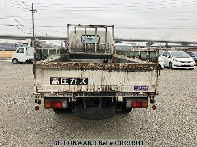 2013 HINO DUTRO image 4