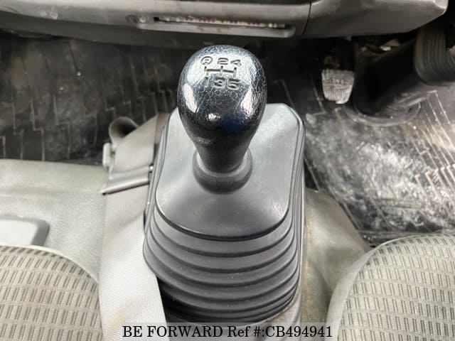 2013 HINO DUTRO image 28