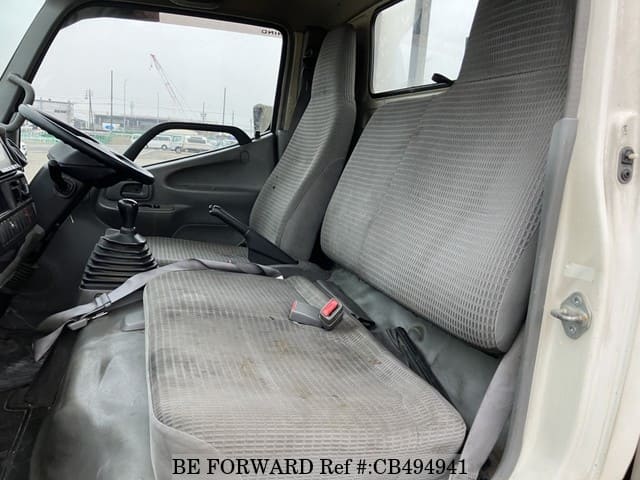 2013 HINO DUTRO image 18