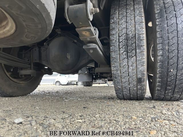 2013 HINO DUTRO image 16