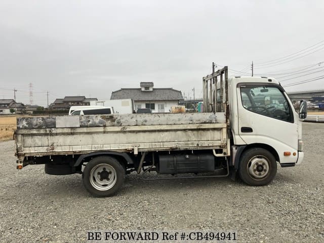 2013 HINO DUTRO image 6