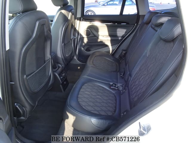 2017 BMW X1 DBA-HS20 WBAHS920X05G64341