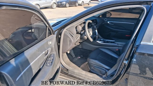 2021 HYUNDAI SONATA DN8 image 9