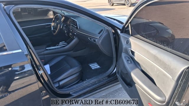 2021 HYUNDAI SONATA DN8 image 14