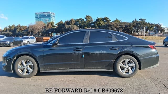 2021 HYUNDAI SONATA DN8 image 2