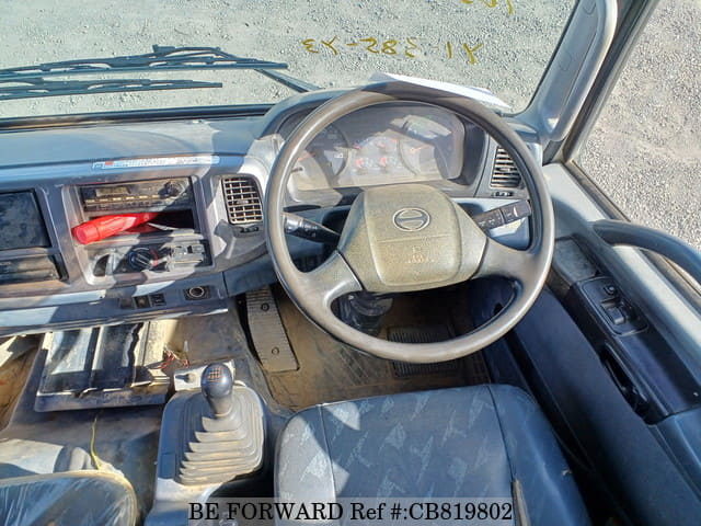 2005 HINO RANGER image 28