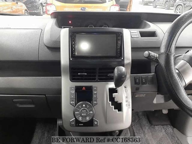 2009 TOYOTA VOXY ZS KIRAMEKI image 3