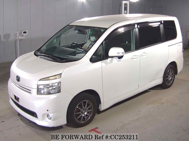 2009 TOYOTA VOXY X