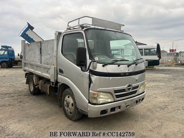 2008 HINO DUTRO image 11