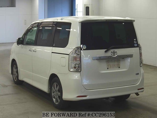 2009 TOYOTA VOXY ZS image 5