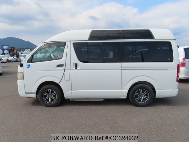2005 TOYOTA Regiusace Van CBF-TRH200K TRH200-0014355