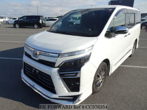 Used 2021 TOYOTA VOXY ZS KIRAMEKI 3/3BA-ZRR80W for Sale CC376354